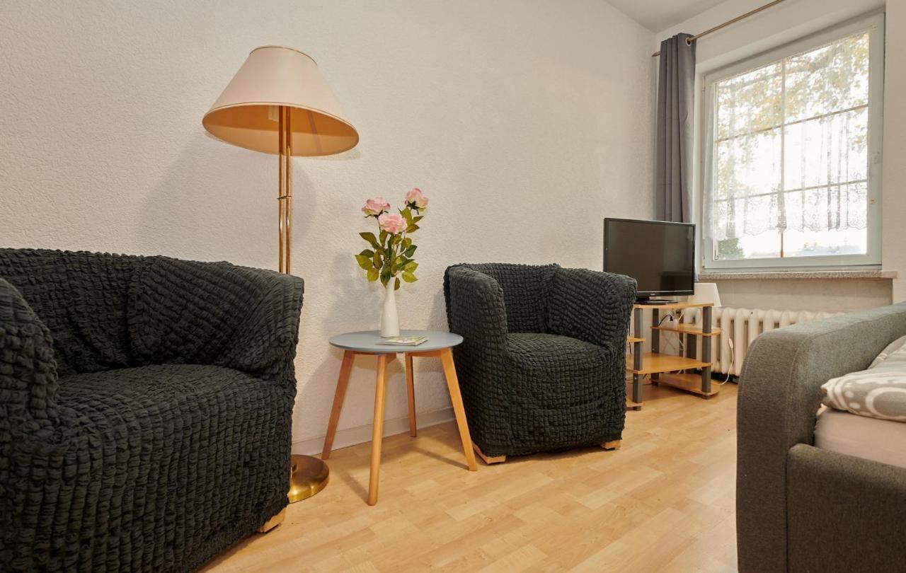 Hotel Hüblers-Schlafquartier à Fürstenwalde Extérieur photo